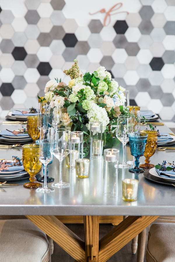 modern blue and gray centerpiece on Aisle Perfect