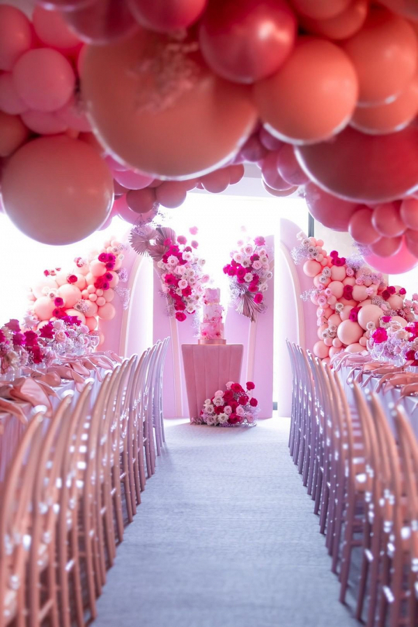 hanging balloon decor pink