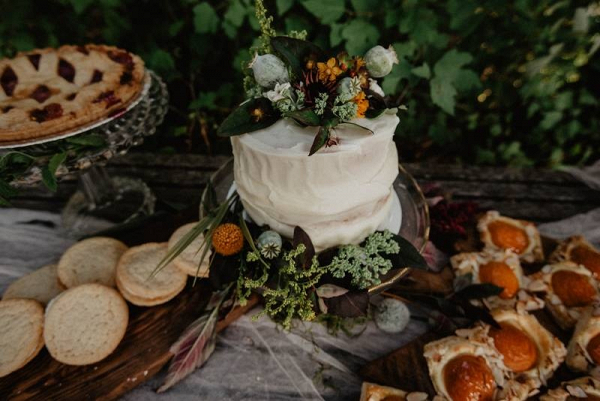 Small buttercream wedding cake