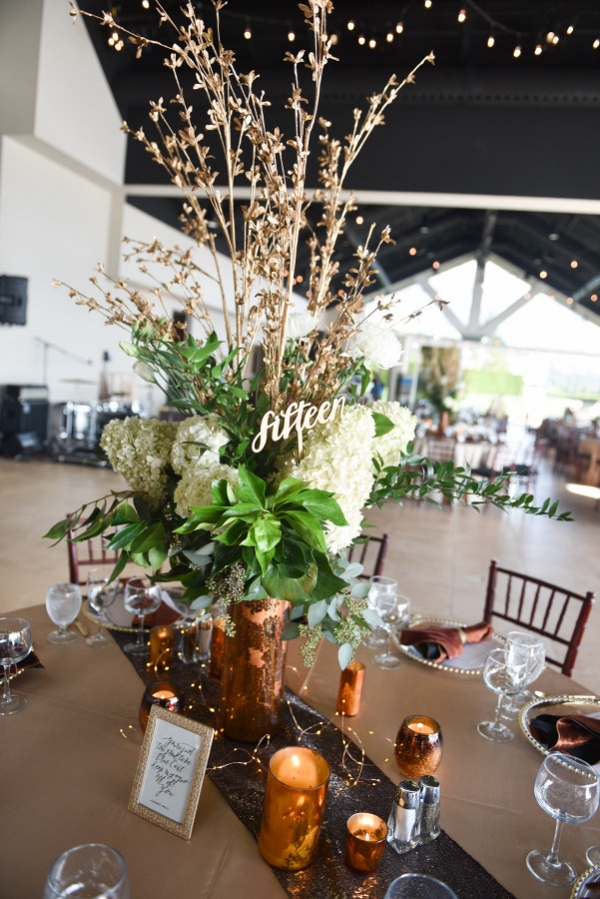 This Warm Metallic Wedding Was So Welcoming for Fall!