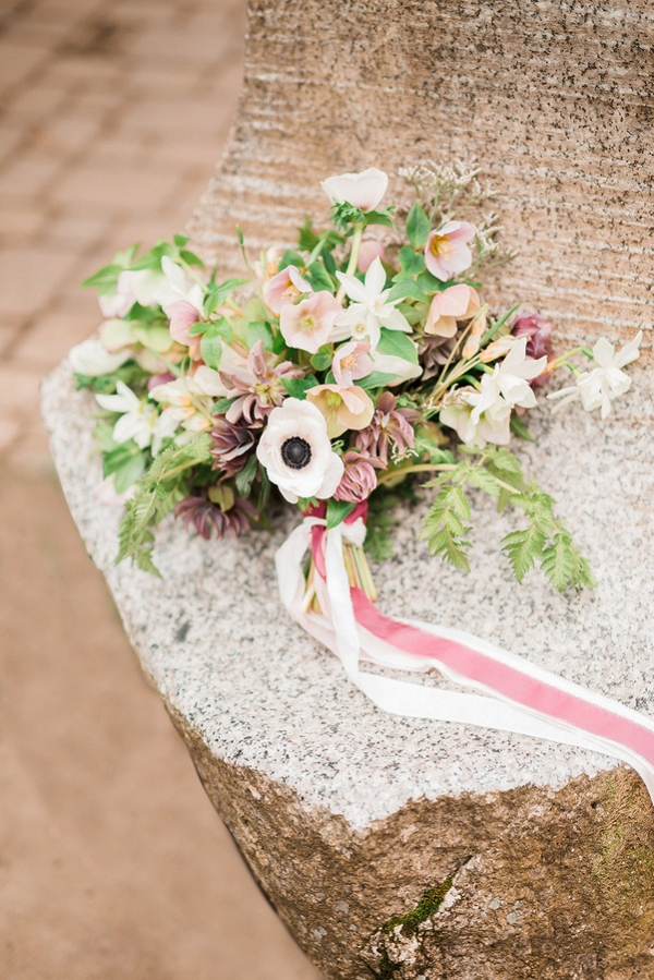 Blush and mauve bridal bouquet