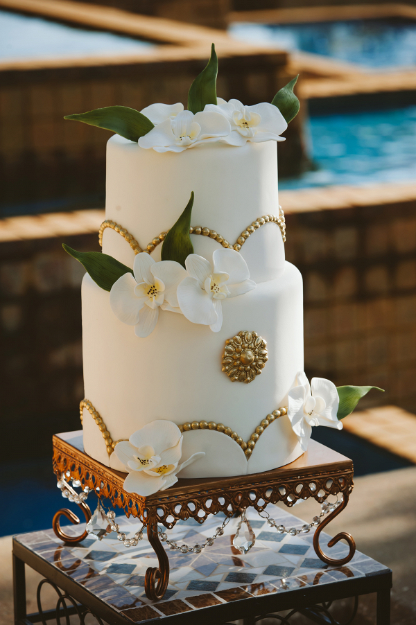Elegant White and Gold Wedding Cake