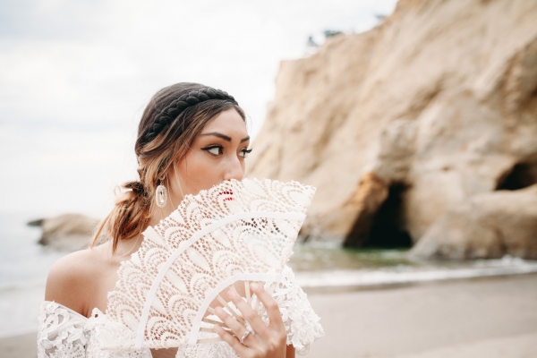 Spanish inspired bridal portraits at the beach in Oregon