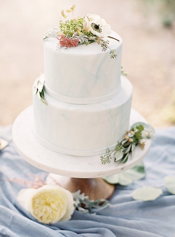 Marble-Inspired Wedding Cake