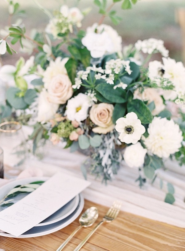 White and Blush Floral Centerpiece