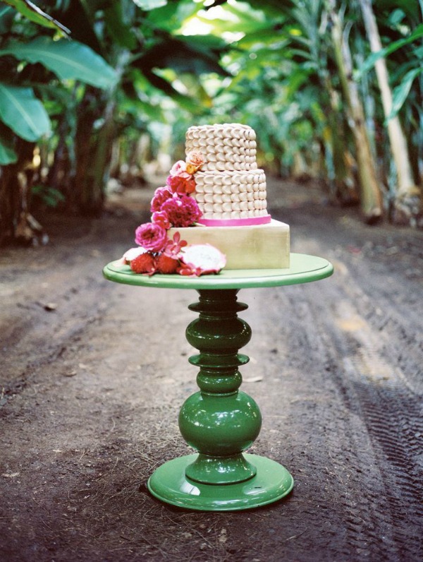Gold Wedding Cake On Green Cake Table