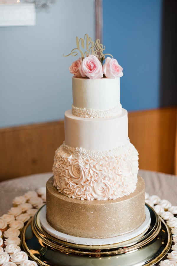 Classic pink and gold wedding cake
