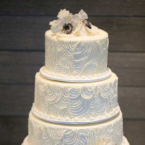 Textured buttercream wedding cake