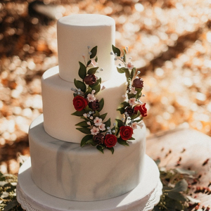 Marble wedding cake with sugar flower wreath