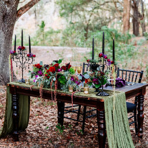 Woodland wedding tablescape