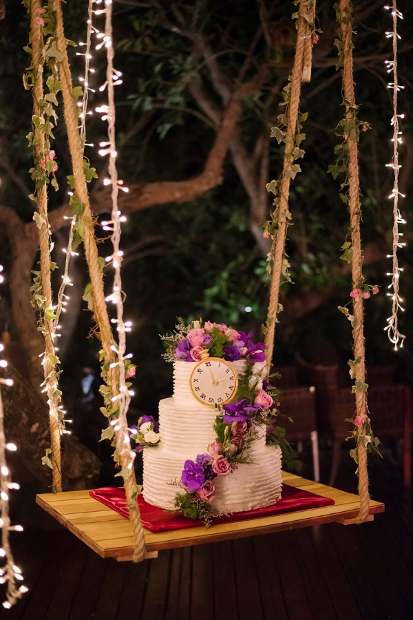 Suspended wedding cake