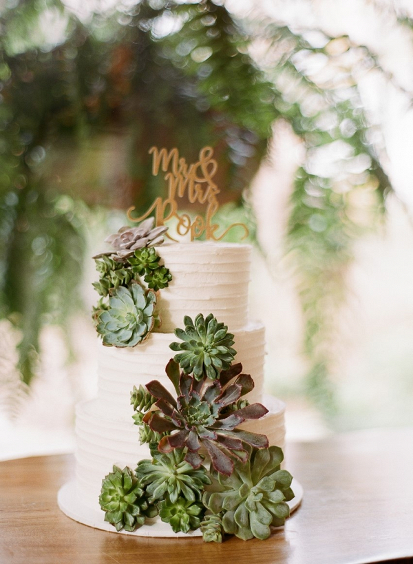 Succulent wedding cake