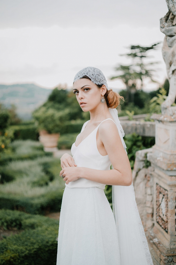 Bride with juliet cap