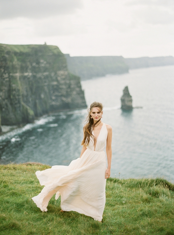 Organic Bridal Portraits At The Cliffs Of Moher