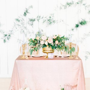 Pink and peach sweetheart table