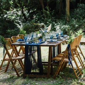 Rustic tropical wedding table