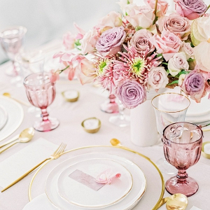 Light mauve and gold wedding tablescape