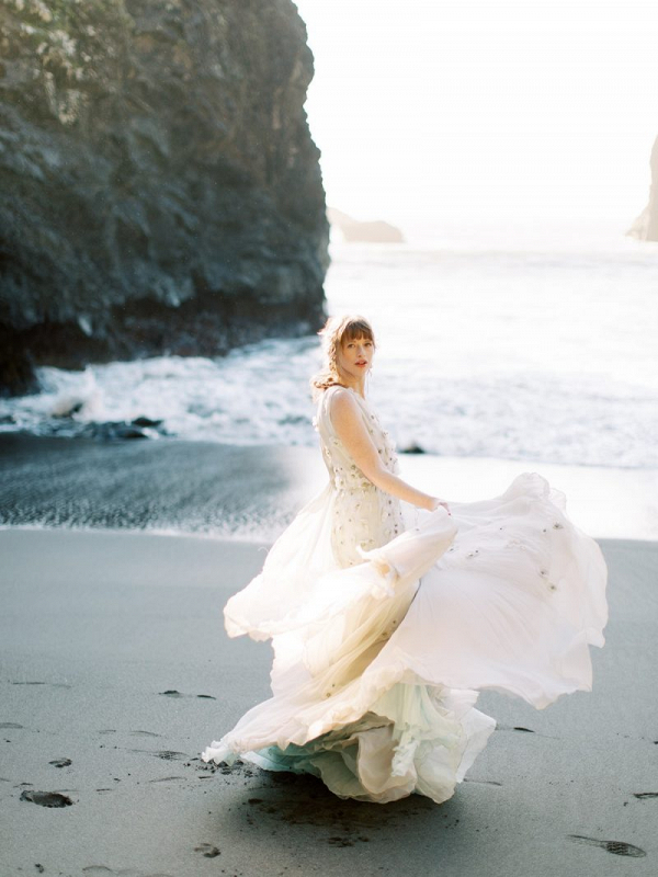 Pacific ocean sea inspired wedding