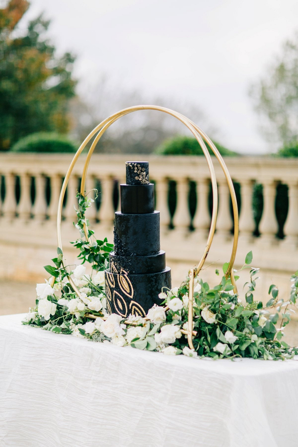 Gold Wedding Ideas, Black White And Gold Wedding Table Decorations