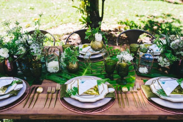 Tropical greenery wedding tablescape