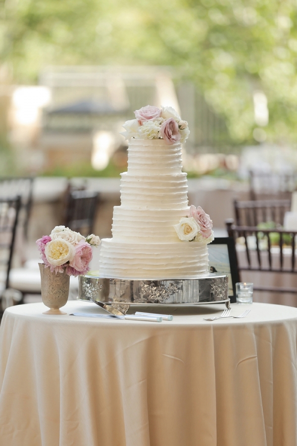 White buttercream wedding cake