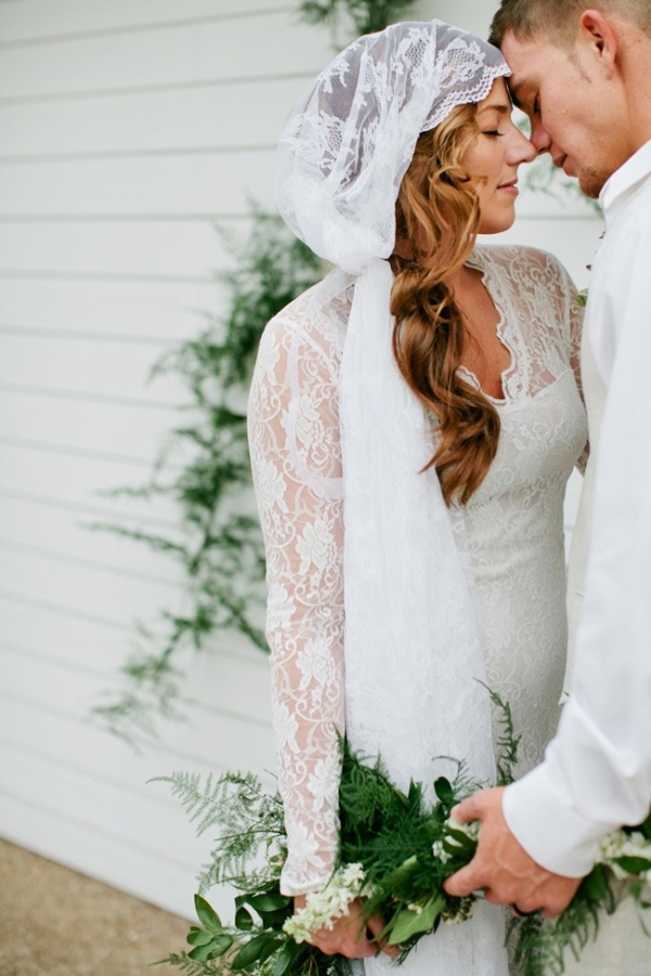 Clean and white wedding inspiration