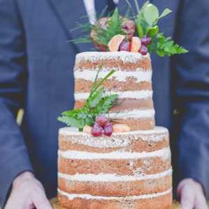 Groom with Pretty Naked Cake