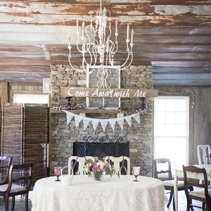 Rustic Chic Sweetheart Table