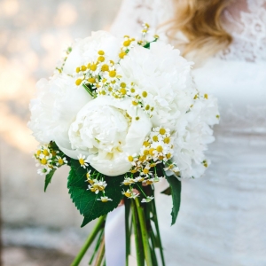 Chamomile and peony bouquet