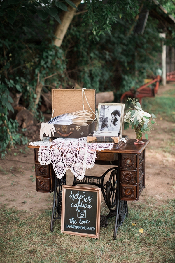 vintage barn wedding by Lindsay Campbell Photography on Glamour & Grace