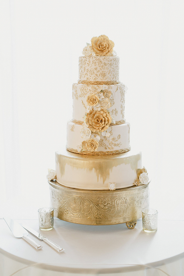 Glam gold and white wedding cake