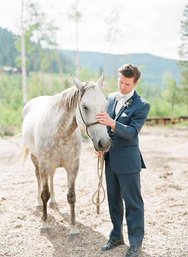 Handsome Groom with a Horse for an Elegant Ranch Wedding