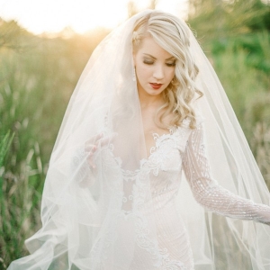 Modern Glam Bride with an Ethereal Veil
