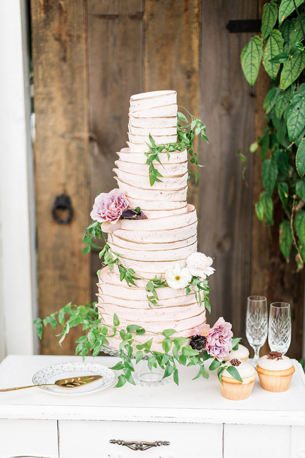 Latte Inspired Wedding Cake with Neutral Flowers