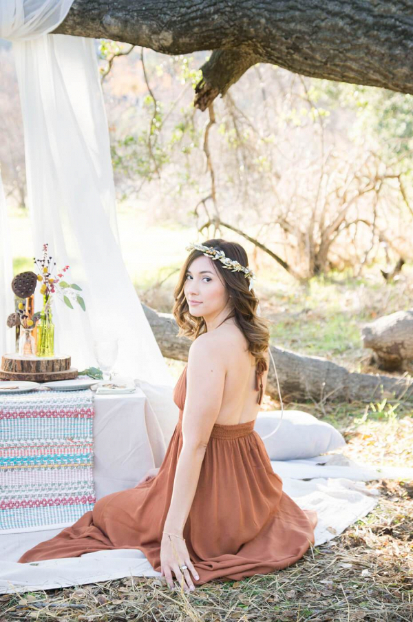 Boho-Picnic-Anniversary-Session-wife-in-brown-dress