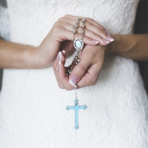 Classic Maryland Wedding - Chevy Chase - heirloom rosary