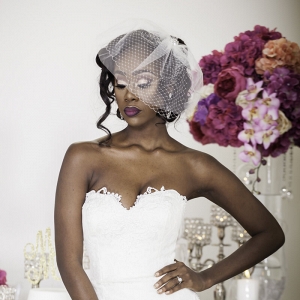 Modern Ghanaian Wedding Inspiration - Bride with fascinator veil