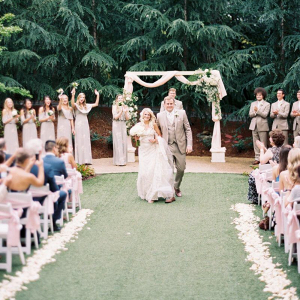Romantic-Neutral-Colored-Wedding-Outdoor-ceremony-style