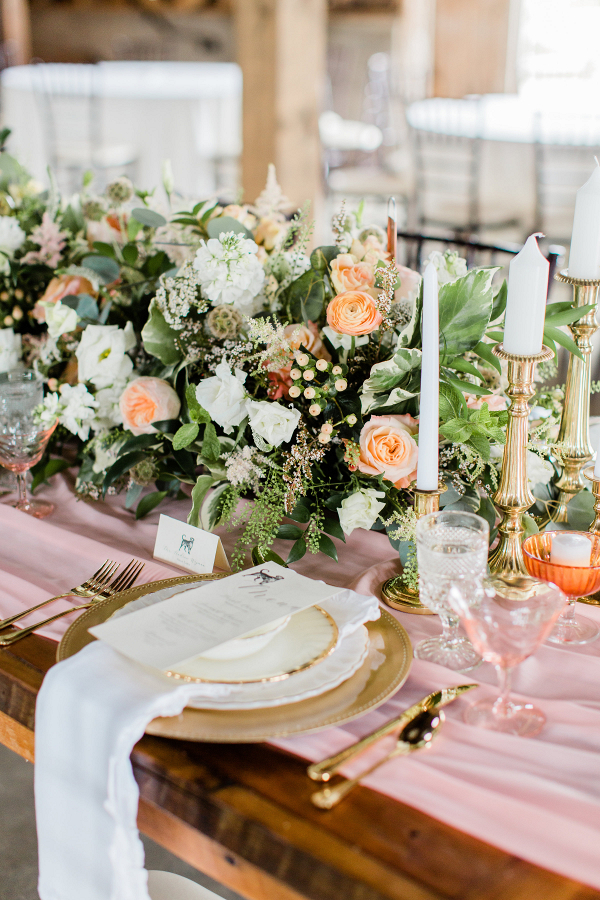 Romantic Pink and Gold Wedding Table Chicago Wedding (16)