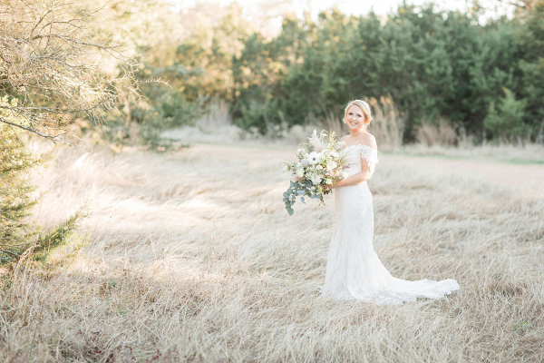 modern rustic hill country wedding – stacey & aaron