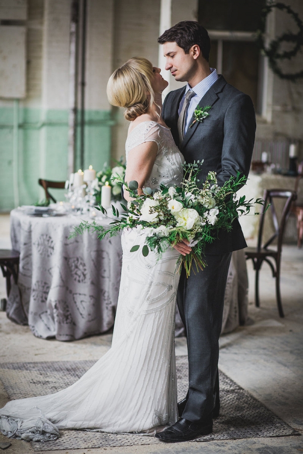 green-and-white-wedding-inspiration