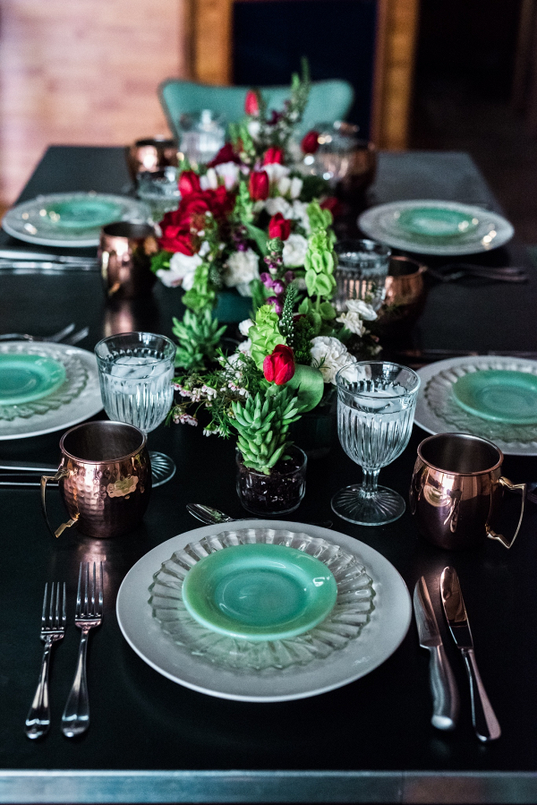 Mint and red tablescape