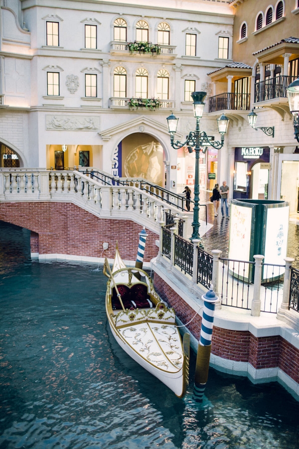 Las Vegas Venetian Wedding Gondola
