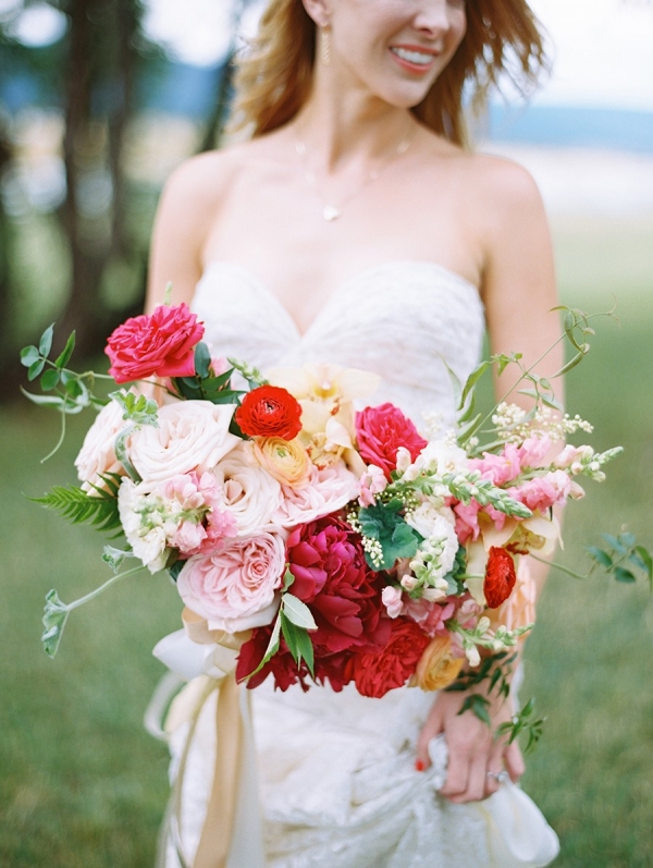 Pink, blush and pale yellow unstructured bouquet