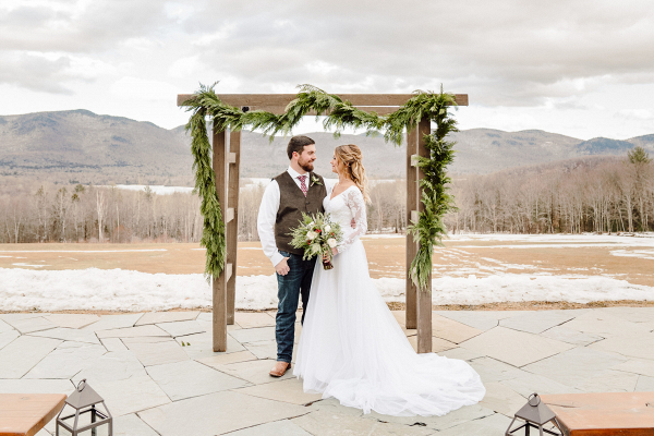 Cozy winter wedding at the Mountain Top Inn in Vermont