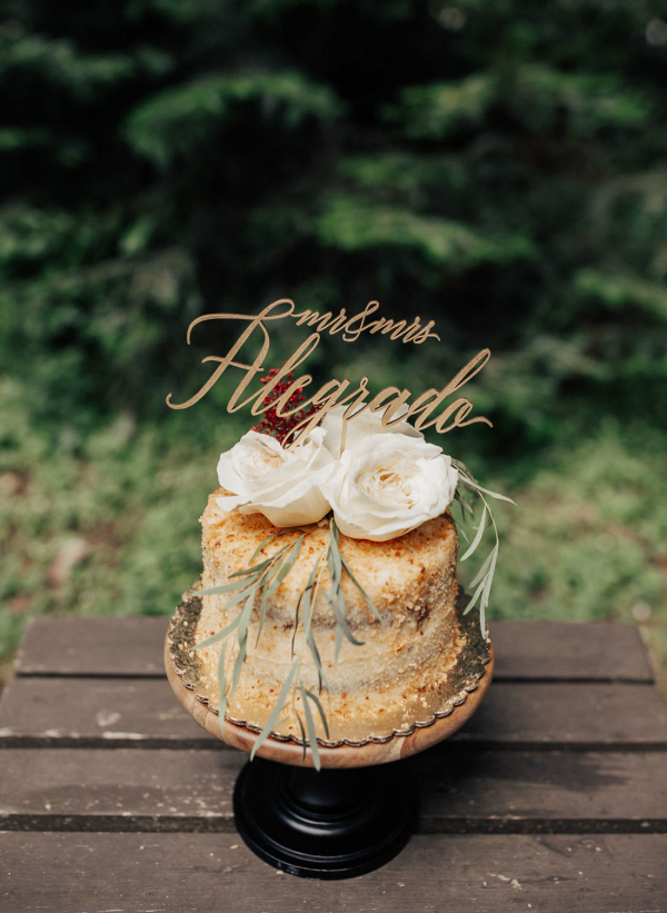 Rustic Romantic Wedding Cake