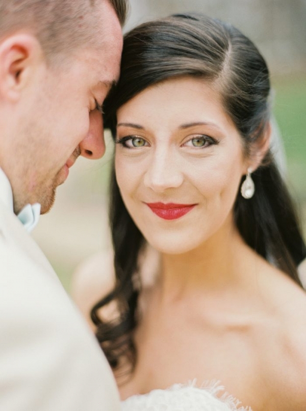 Classic wedding makeup with a matter red lip