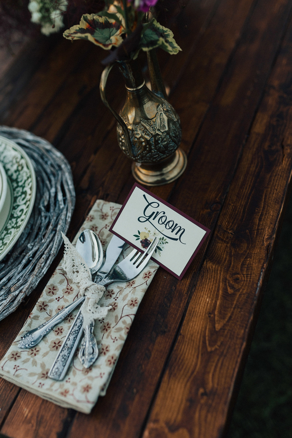 Vintage inspired place setting