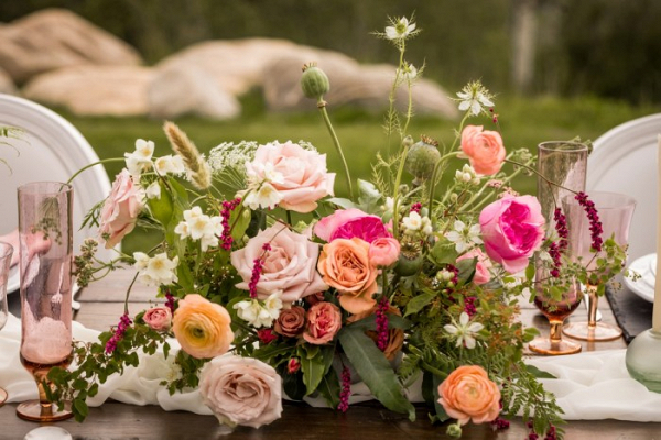 Pink and peach centerpiece