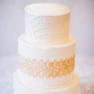 Flapper dress inspired vintage wedding cake